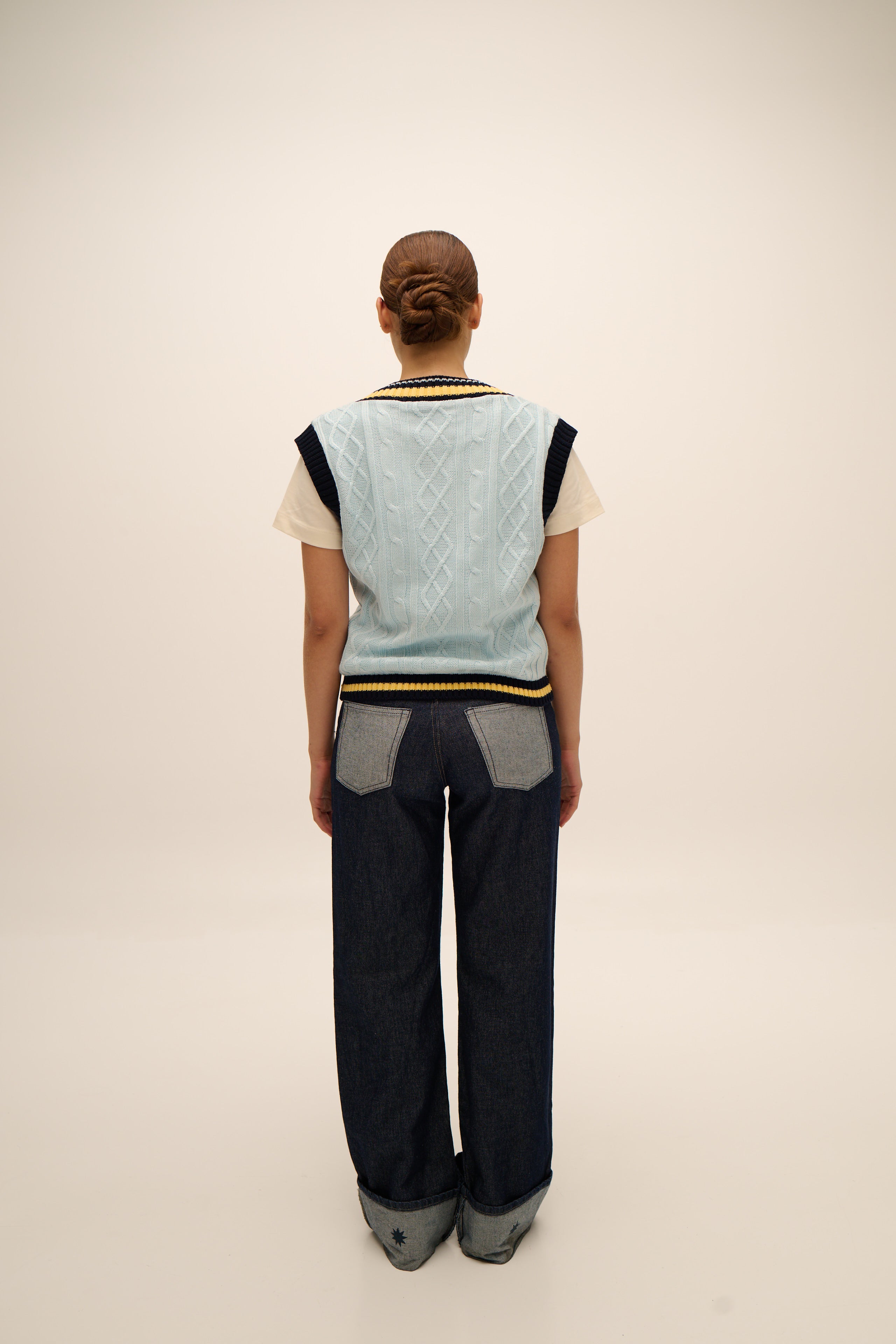 Lecture Vest in Soft Blue